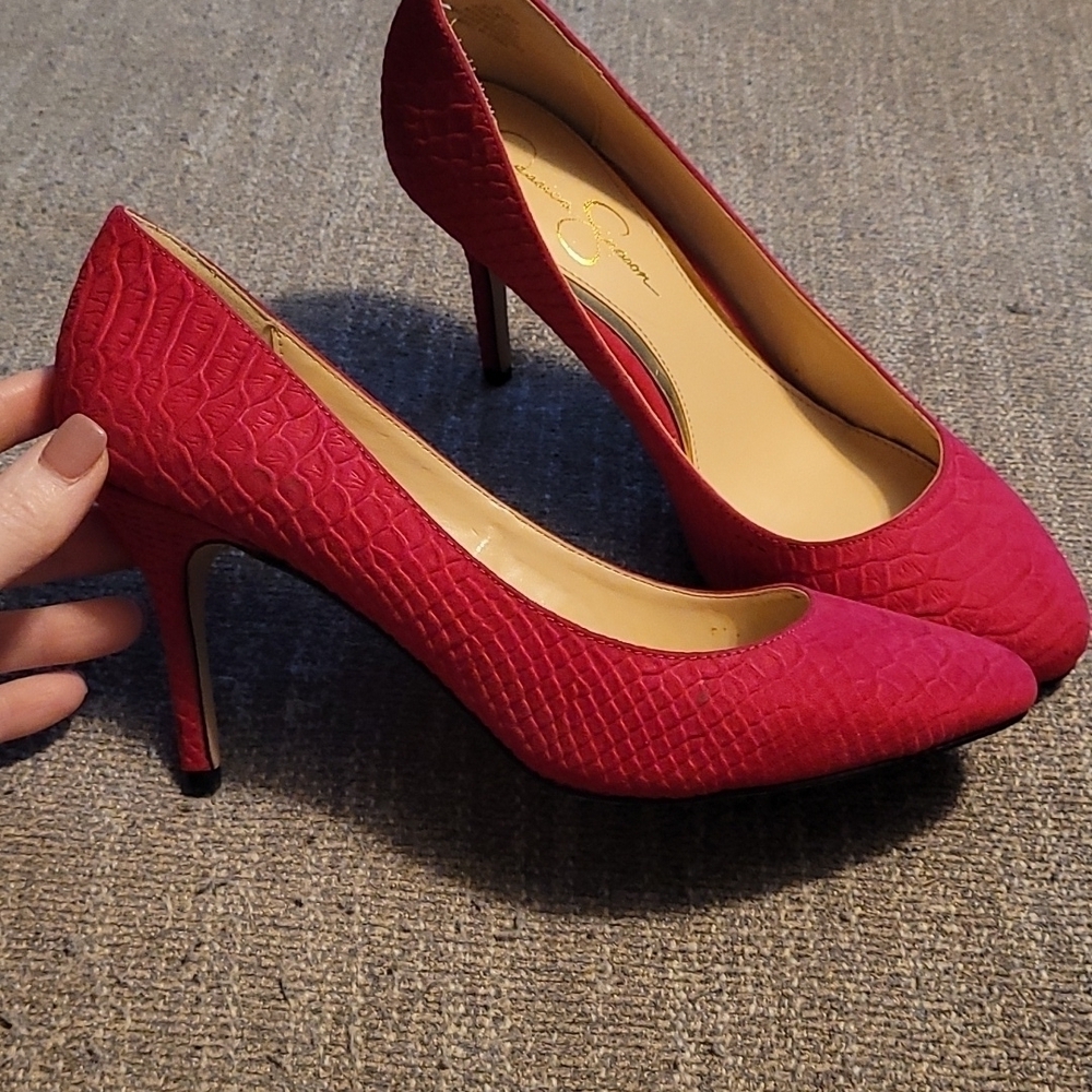 Jessica Simpson bright pink embossed reptile scale heels sz 9.5 shoes SH174